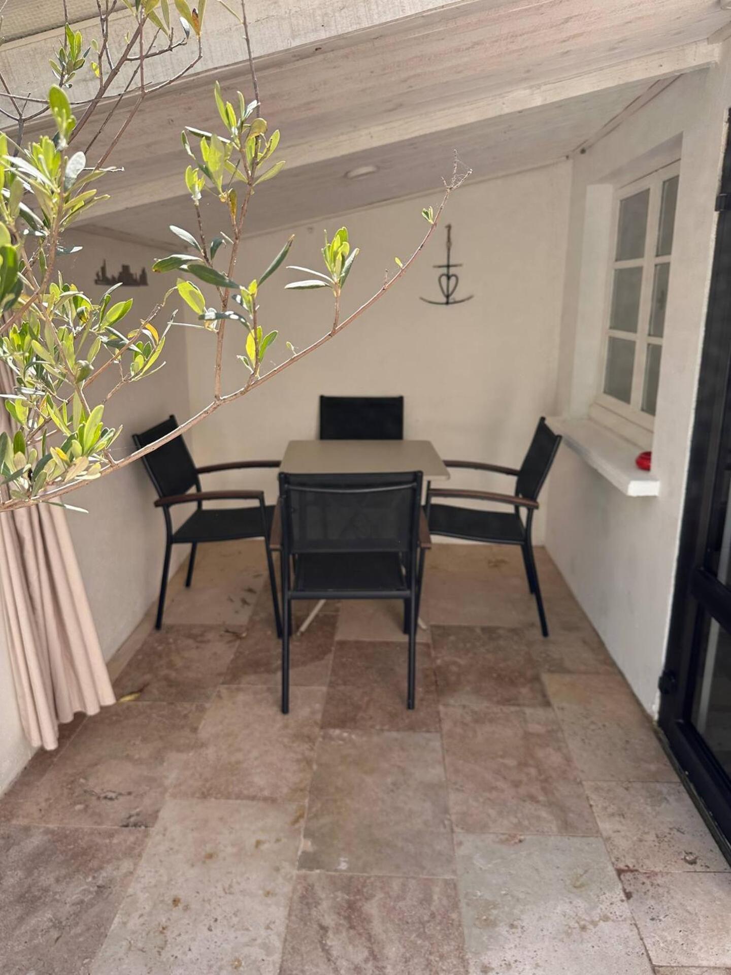Bel Appartement Terrasse 4 Etoiles Intra Muros Aigues-Mortes Zewnętrze zdjęcie